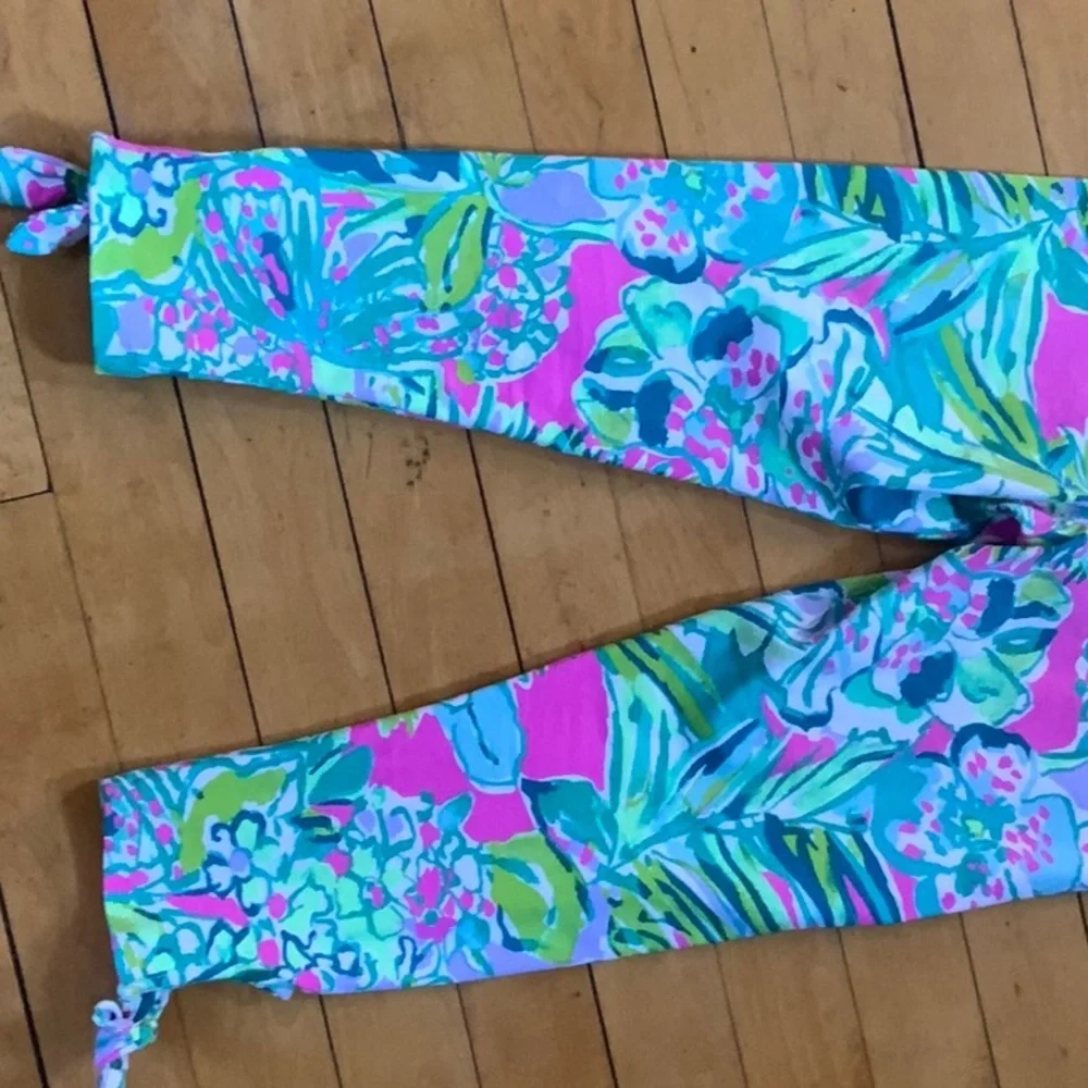 Lily Pulitzer girls size‎ L 8-10 Floral crop leggings